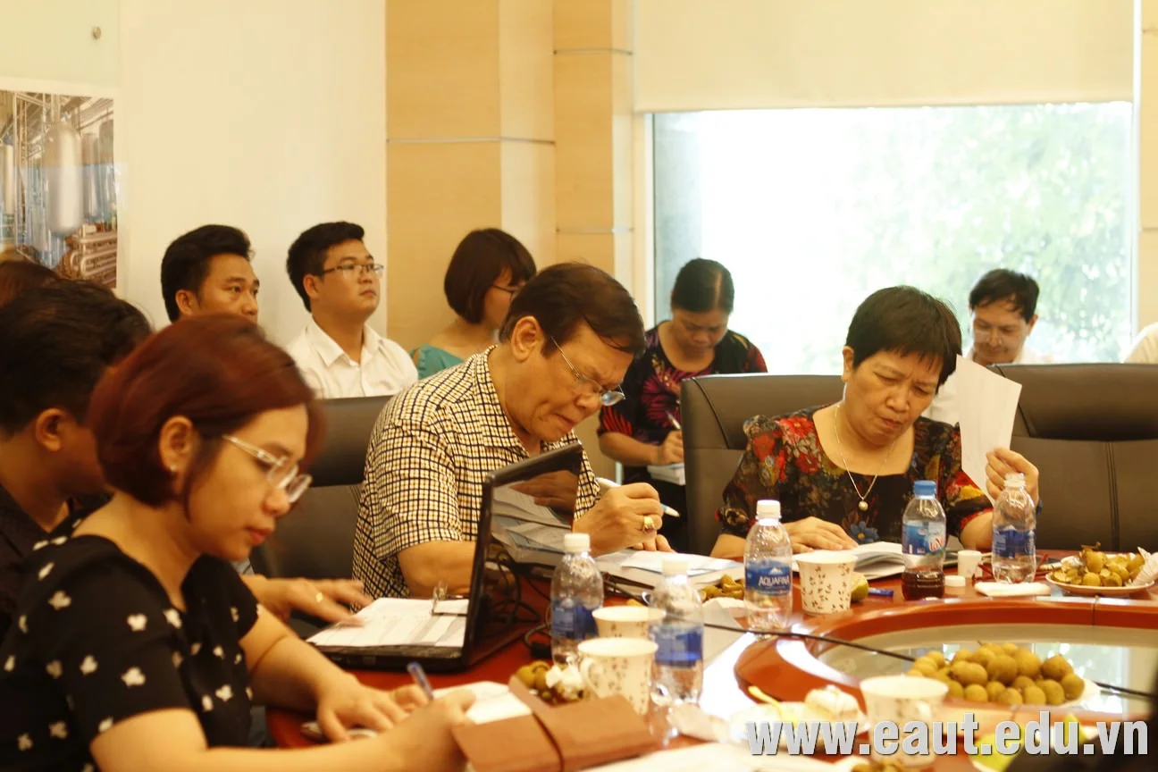 HỘI THẢO ĐỔI MỚI CHƯƠNG TRÌNH ĐÀO TẠO THEO CÁCH TIẾP CẬN CDIO VÀ CÁC PHƯƠNG PHÁP DẠY VÀ HỌC TÍCH CỰC 3 MG 0291 3