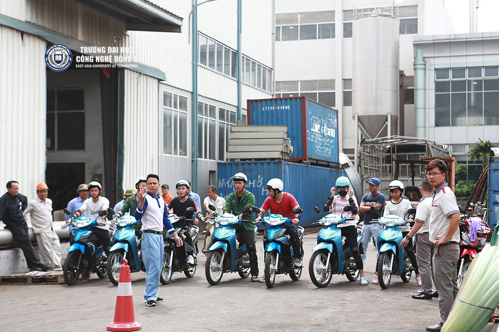 Ngày hội "Lái xe an toàn" do Ban Doanh nghiệp việc làm phối hợp với Honda Việt Nam tổ chức.