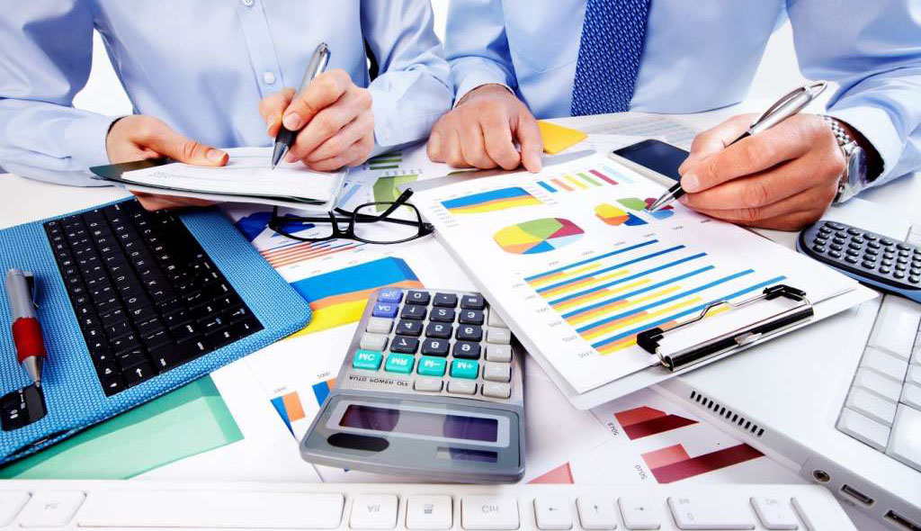 Kế toán được chia thành 2 nhánh chính: Kế toán tài chính và kế toán quản trị