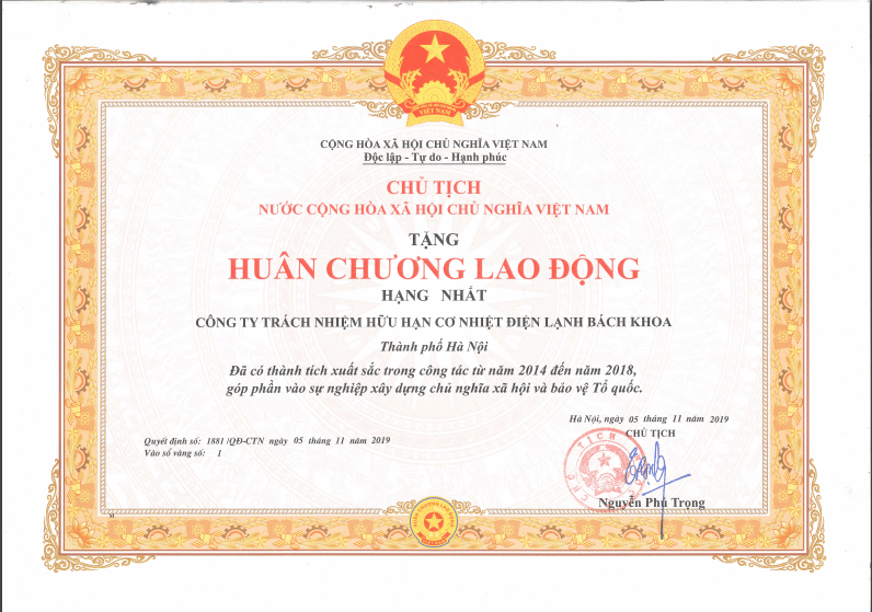 GS. TS Đinh Văn Thuận được Chủ tịch nước tặng thưởng Huân chương Lao động hạng Nhất