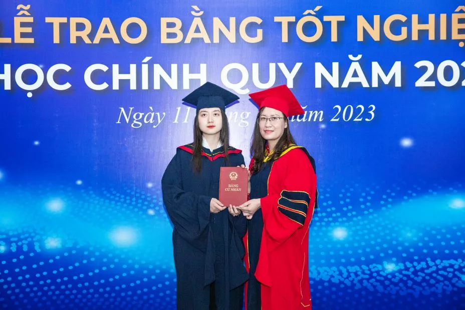 truong-dai-hoc-cong-nghe-dong-a-trao-bang-tot-nghiep-he-dai-hoc-chinh-quy-dot-1-2023-39