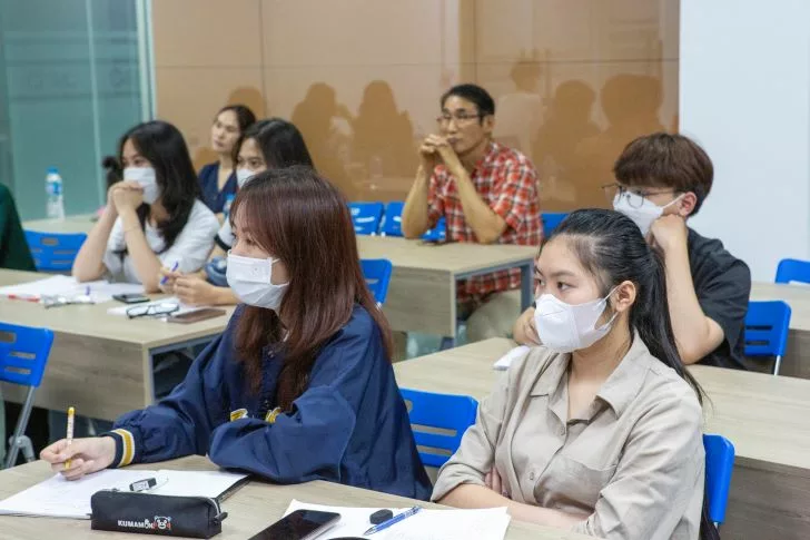 Tổ chức lớp đào tạo tiếng Hàn cho sinh viên EAUT 2