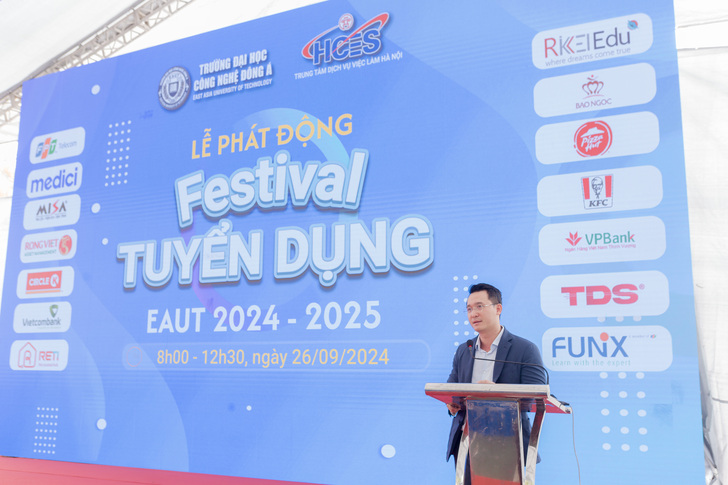 le phat dong festival tuyen dung eaut 2024 2025 1