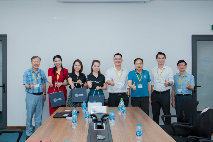 co-hoi-thuc-hanh-va-lam-viec-sinh-vien-khoa-co-khi-tai-nha-may-san-xuat-o-to-hang-dau-dong-nam-a-vinfast