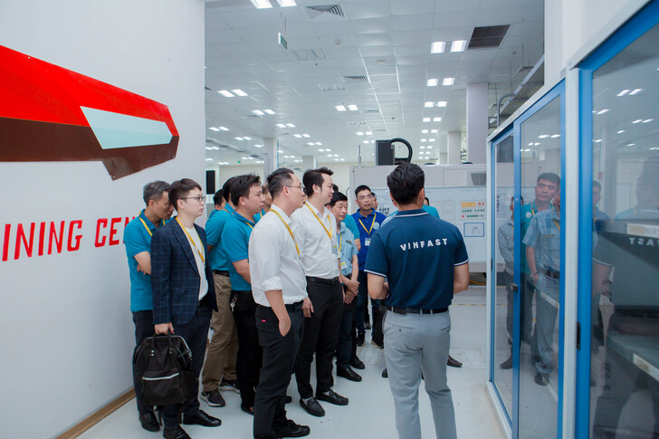 CƠ HỘI THỰC HÀNH VÀ LÀM VIỆC SINH VIÊN KHOA CƠ KHÍ TẠI NHÀ MÁY SẢN XUẤT Ô TÔ HÀNG ĐẦU ĐÔNG NAM Á - VINFAST 8 co-hoi-thuc-hanh-va-lam-viec-sinh-vien-khoa-co-khi-tai-nha-may-san-xuat-o-to-hang-dau-dong-nam-a-vinfast