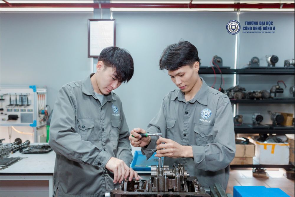 Cách chọn ngành phù hợp với điểm thi THPT Quốc gia không lo trượt đại học! 3 Cach-chon-nganh-phu-hop-voi-diem-thi-THPT-Quoc-gia-4