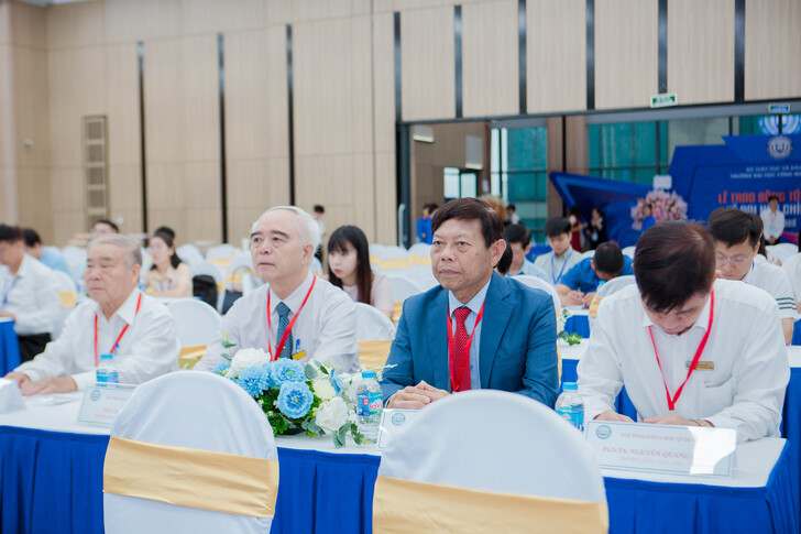 Trường Đại học Công nghệ Đông Á tổ chức Hội thảo khoa học Quốc gia 2025 lần IV 21 hoi-thao-khoa-hoc-quoc-gia-2025-lan-iv