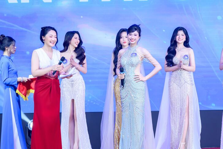 Đêm chung kết rực rỡ MISS EAUT 2025 - Hoa khôi Đại học Công Nghệ Đông Á 39 KEE 3029