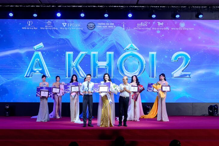Đêm chung kết rực rỡ MISS EAUT 2025 - Hoa khôi Đại học Công Nghệ Đông Á 28 KIM 9086