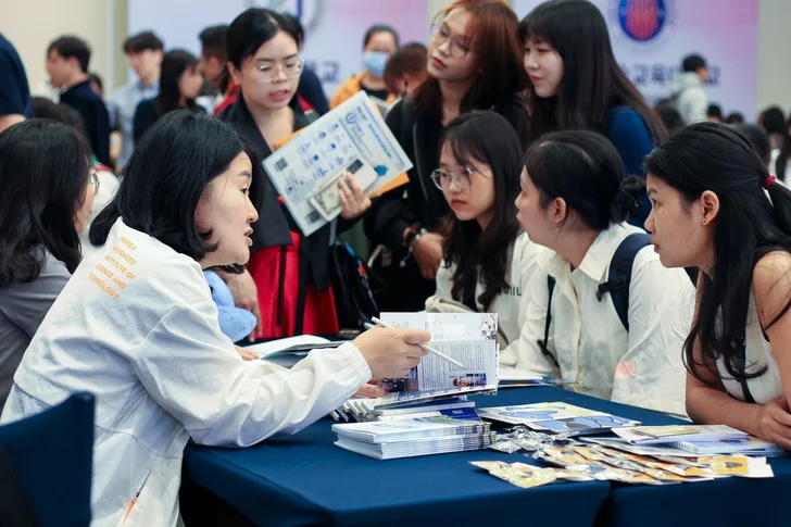 Cơ hội việc làm và mức lương ngành ngôn ngữ Hàn Quốc hiện nay 3 Cơ hội việc làm ngành Ngôn ngữ Hàn