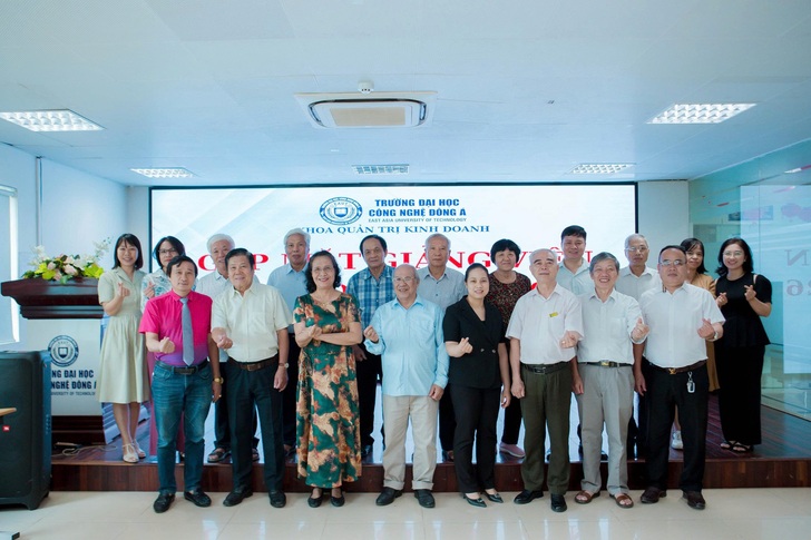 z6879506463253 7d846753d829a7c6749807a3c1e20eeb