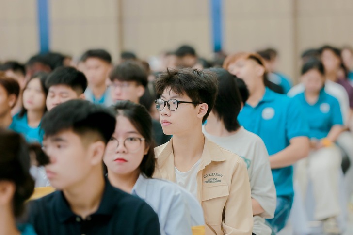 Citizenship Week – Welcoming K16 Freshmen of the Faculty of Chinese Language 8 550657134 122103860457022074 5412434647095931178 n