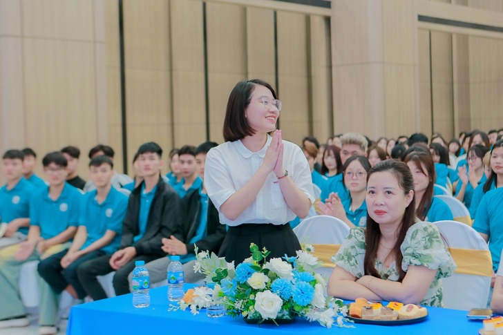 Citizenship Week – Welcoming K16 Freshmen of the Faculty of Chinese Language 10 551001120 122103860007022074 2395230749748717995 n