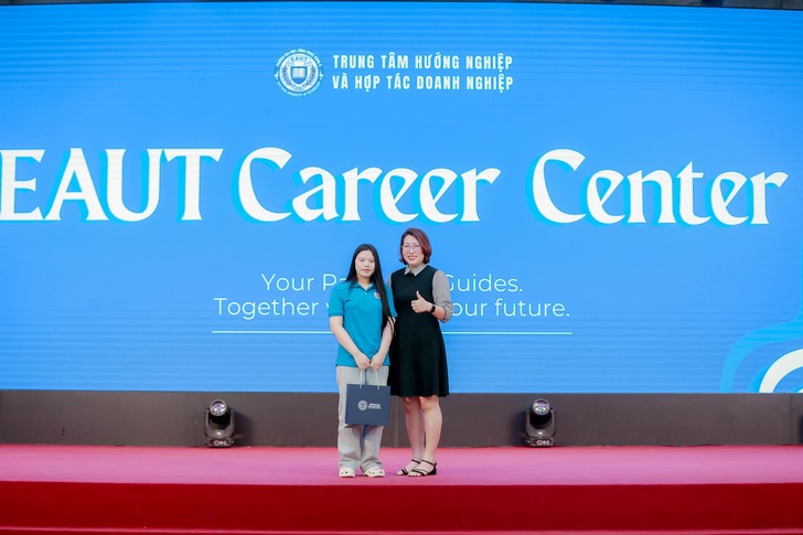 Citizenship Week – Welcoming K16 Freshmen of the Faculty of Chinese Language 25 552949785 122103861117022074 8757105813632794750 n