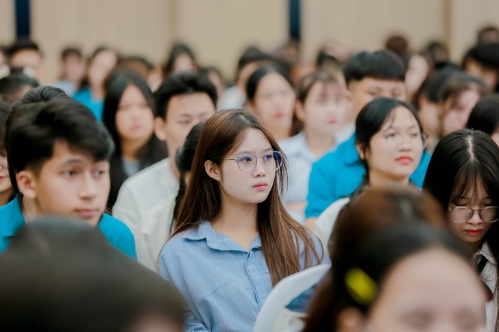Citizenship Week – Welcoming K16 Freshmen of the Faculty of Chinese Language 32 553783419 122103860847022074 5826356883272157509 n