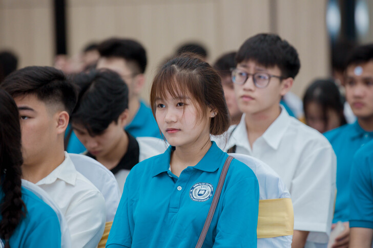 The Faculty of Business Administration Successfully Organizes the Citizenship Week to Welcome K16 New Students 20 F8C9815