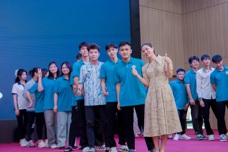 The Faculty of Business Administration Successfully Organizes the Citizenship Week to Welcome K16 New Students 39 F8C9999