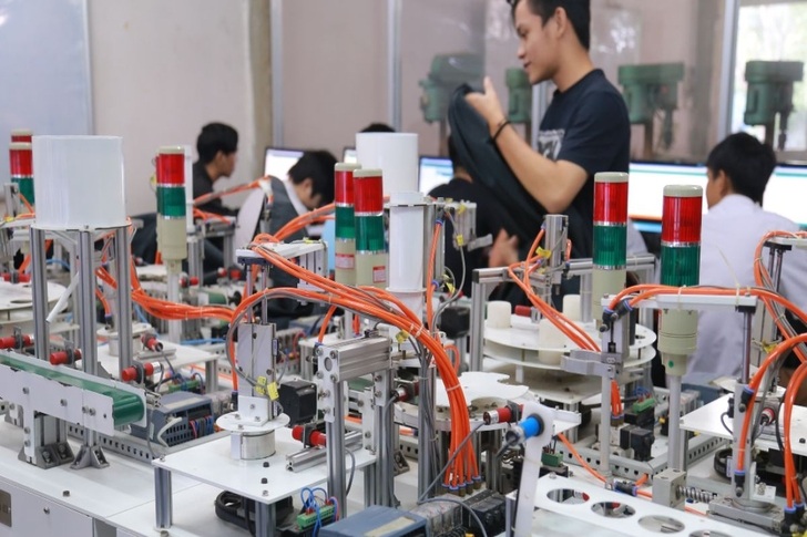 Ngành Cơ điện tử là gì? Tìm hiểu từ A-Z dành cho sinh viên EAUT 3 Kỹ năng cần có cho sinh viên ngành Cơ điện tử