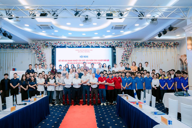 Hội nghị kết nối các doanh nghiệp sản xuất sản phẩm công nghiệp chủ lực với các cơ sở đào tạo, dạy nghề 6 truong-dai-hoc-cong-nghe-dong-a-tham-du-hoi-nghi-ket-noi-cac-doanh-nghiep-san-xuat-san-pham-cong-nghiep-chu-luc-voi-cac-co-so-dao-tao-day-nghe