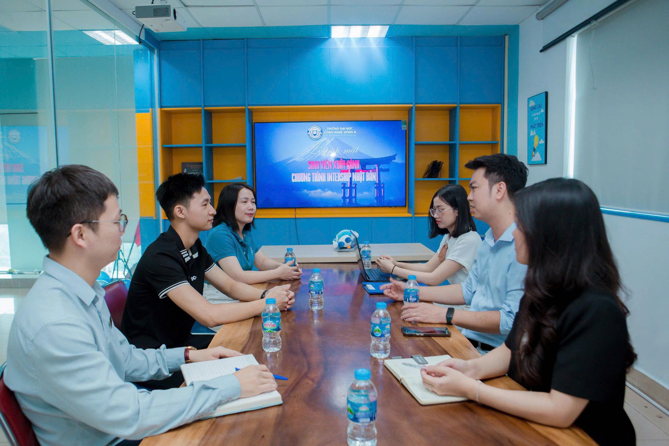 z7000769631700 c9383d11a7dfcfd72d0312b5e9ac2795