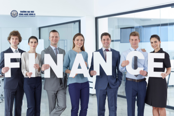 nganh cong nghe tai chinh 3