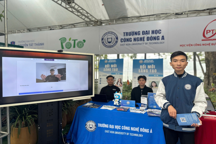 z7320803416122 537feac7900029bb7526783a44747737 1