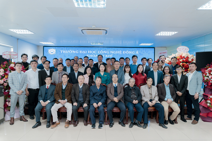 ky-niem-10-nam-hinh-thanh-va-phat-trien-khoa-co-khi-truong-dai-hoc-cong-nghe-dong-a