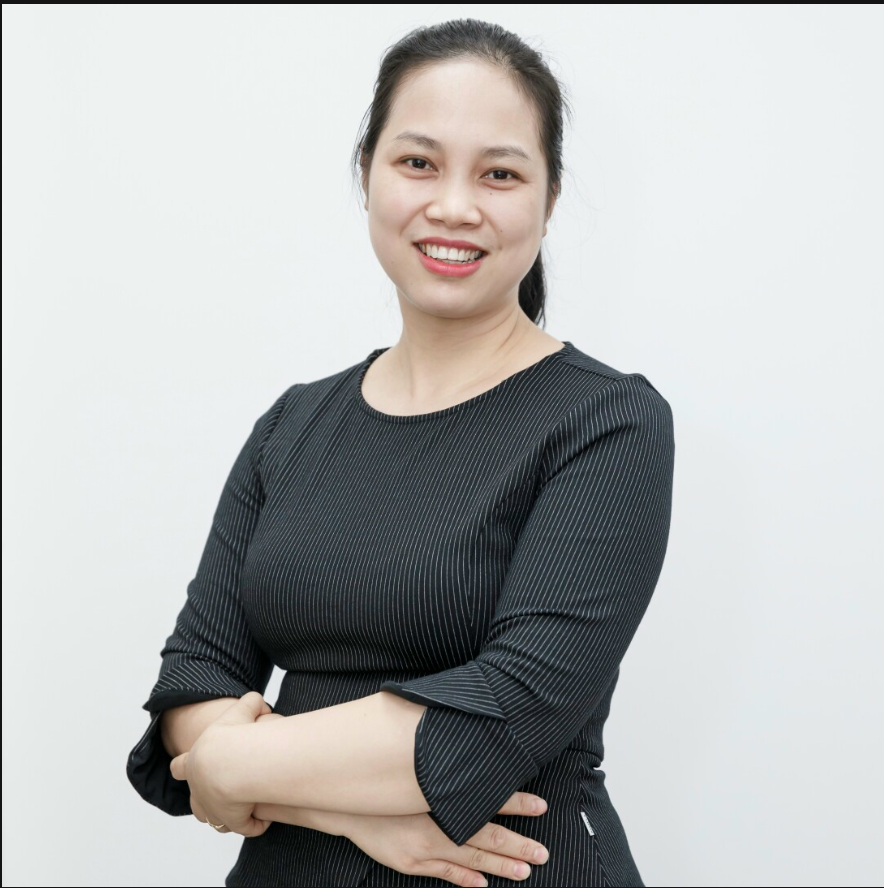 Pho truong khoa phu trach hanh chinh ThS. Nguyen Thi Huong Giang