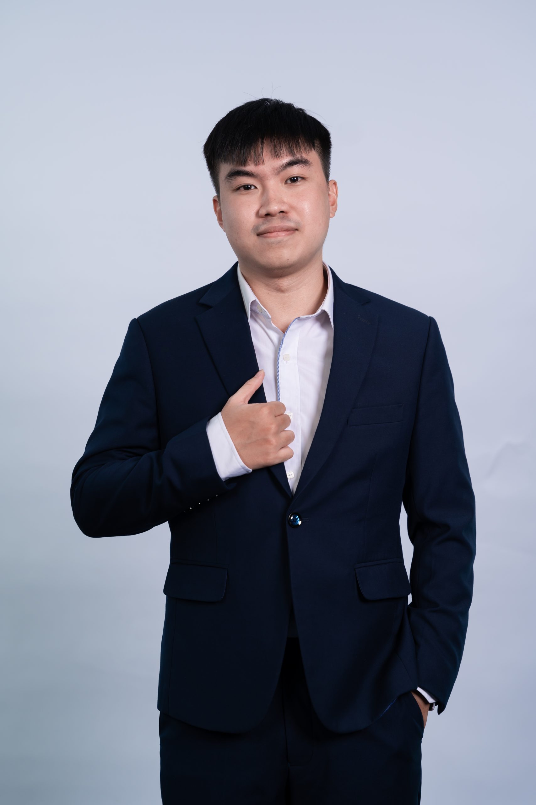 Các ngành đào tạo 146 Anh profile scaled