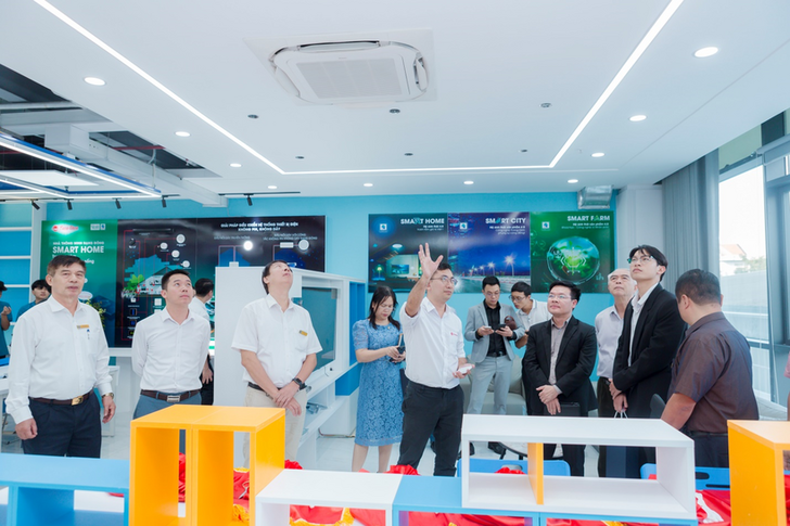 he thong phong lab lot rang dong