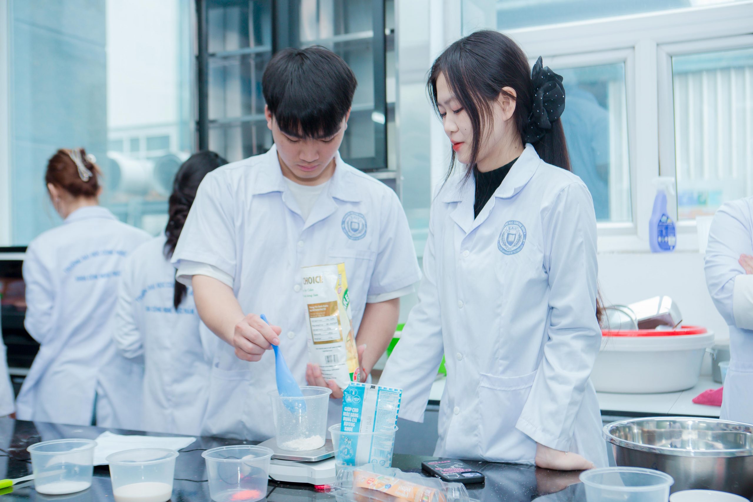 Ngành Công nghệ thực phẩm EAUT