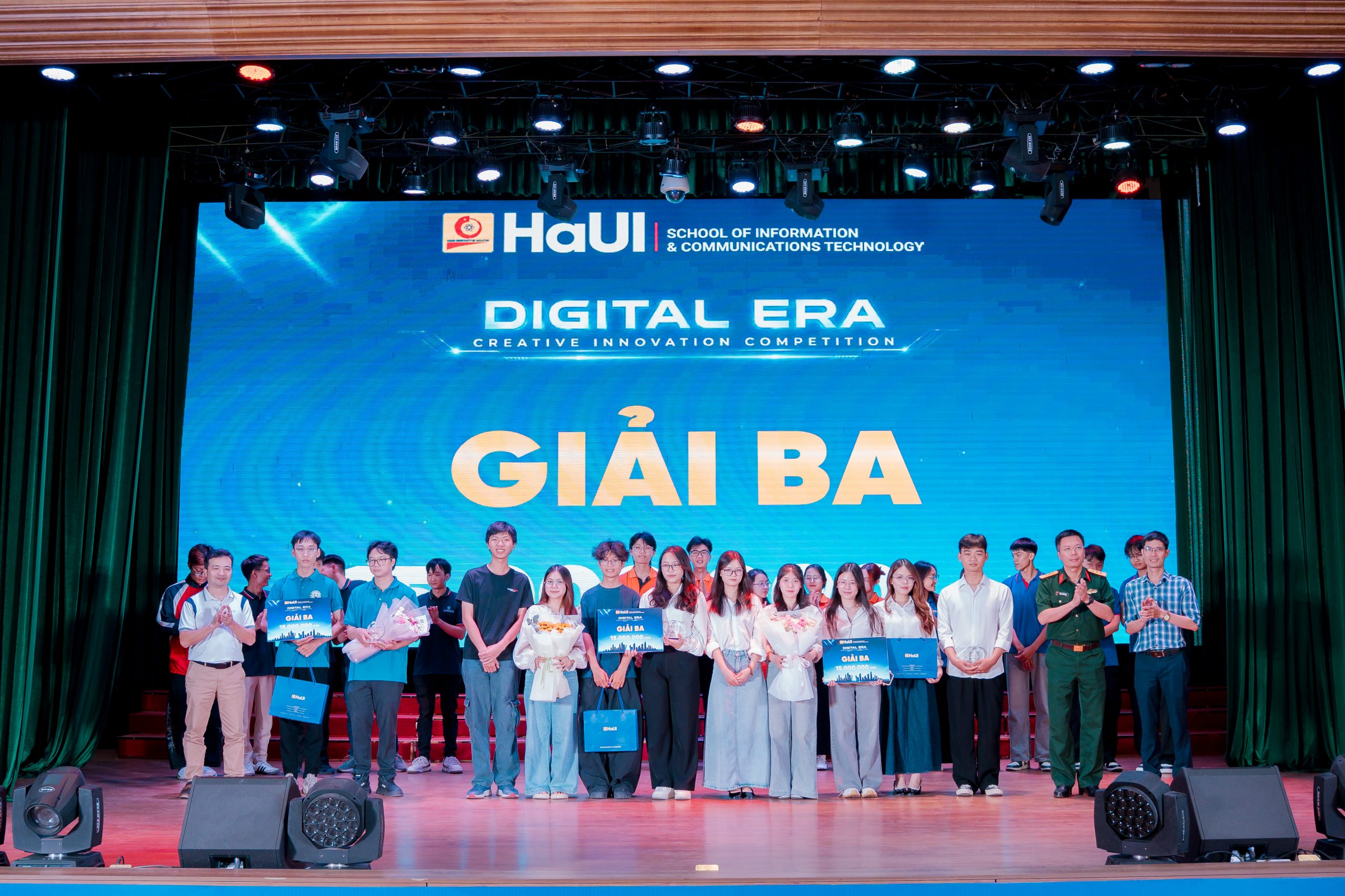KHOA CNTT XUẤT SẮC ĐẠT GIẢI BA TẠI CUỘC THI DIGITAL ERA CREATIVE INNOVATION COMPETITION 2026