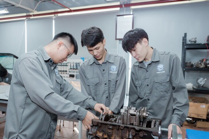 Học ngành Công nghệ Kỹ thuật Ô tô tại EAUT có gì nổi bật?