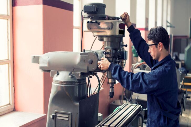 Công nghệ Kỹ thuật Điều khiển và Tự động hóa - Ngành học dẫn đầu xu hướng sản xuất thông minh trong kỷ nguyên 4.0 3 Vì sao ngành Công nghệ Kỹ thuật Điều khiển và Tự động hóa ngày càng khát nhân lực chất lượng cao?