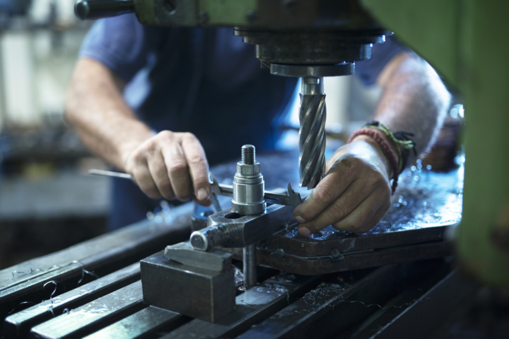 From Traditional Mechanical Engineering to Smart Manufacturing: How Is Mechanical Manufacturing Engineering Evolving? 5 What Skills Will Future Manufacturing Engineers Need?