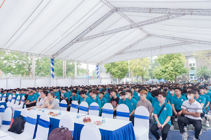 7 kỹ năng giúp sinh viên ngành Trí tuệ nhân tạo ứng dụng có mức lương cao sau khi ra trường 6 Tinh thần học tập suốt đời - Chìa khóa để không bị AI bỏ lại phía sau