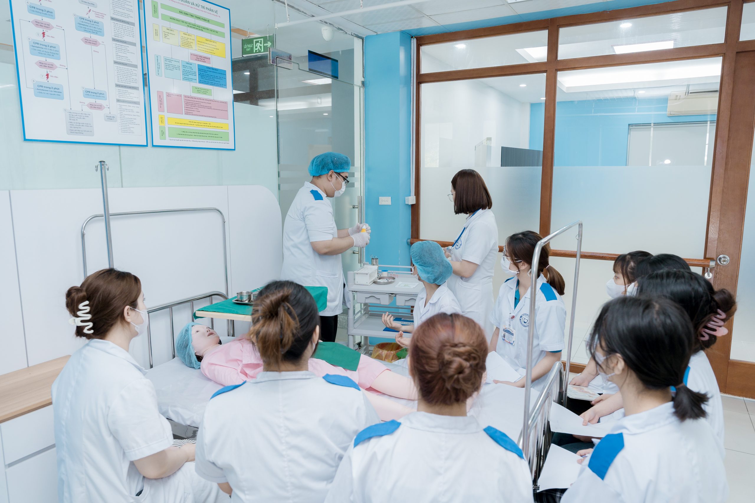 NGÀNH ĐIỀU DƯỠNG CÓ KHÓ KHÔNG?