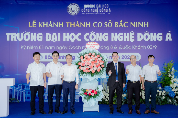 TRƯỜNG ĐẠI HỌC CÔNG NGHỆ ĐÔNG Á: LỄ KHÁNH THÀNH CƠ SỞ BẮC NINH - DẤU MỐC MỚI TRÊN HÀNH TRÌNH PHÁT TRIỂN 11 truong-dai-hoc-cong-nghe-dong-a-le-khanh-thanh-co-so-bac-ninh-dau-moc-moi-tren-hanh-trinh-phat-trien