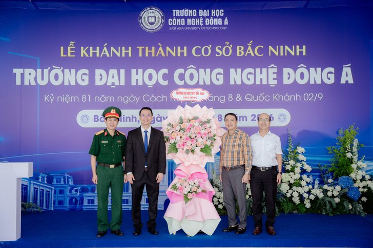 TRƯỜNG ĐẠI HỌC CÔNG NGHỆ ĐÔNG Á: LỄ KHÁNH THÀNH CƠ SỞ BẮC NINH - DẤU MỐC MỚI TRÊN HÀNH TRÌNH PHÁT TRIỂN 13 truong-dai-hoc-cong-nghe-dong-a-le-khanh-thanh-co-so-bac-ninh-dau-moc-moi-tren-hanh-trinh-phat-trien