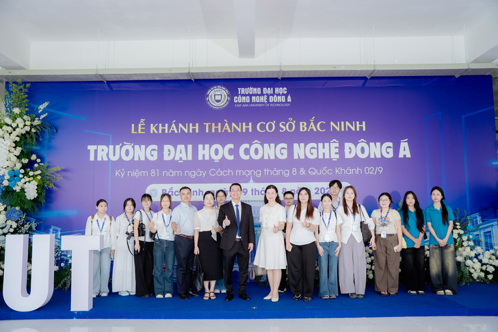 TRƯỜNG ĐẠI HỌC CÔNG NGHỆ ĐÔNG Á: LỄ KHÁNH THÀNH CƠ SỞ BẮC NINH - DẤU MỐC MỚI TRÊN HÀNH TRÌNH PHÁT TRIỂN 18 truong-dai-hoc-cong-nghe-dong-a-le-khanh-thanh-co-so-bac-ninh-dau-moc-moi-tren-hanh-trinh-phat-trien