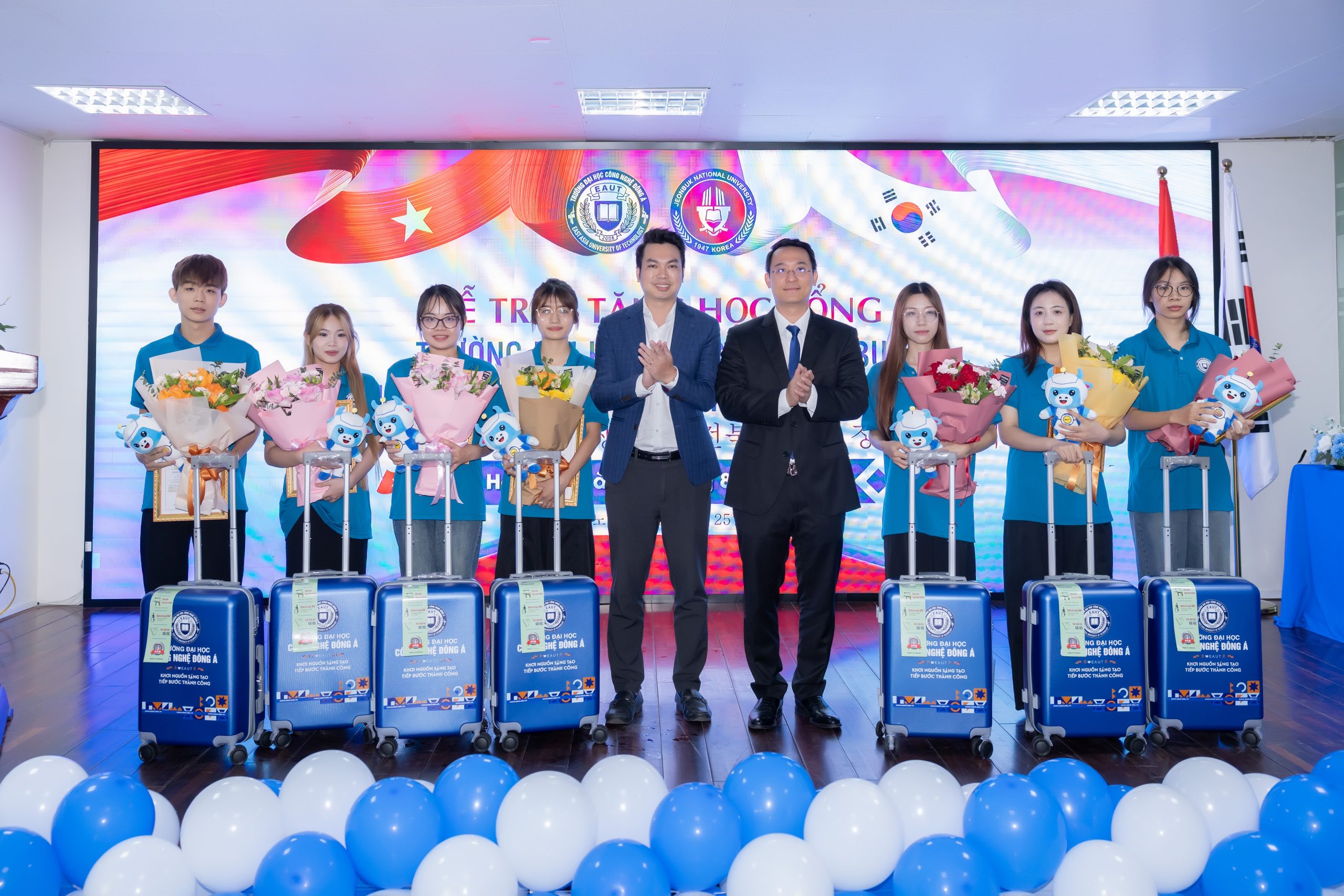 TRƯỜNG ĐẠI HỌC CÔNG NGHỆ ĐÔNG Á KÝ KẾT HỢP TÁC VỚI ĐẠI HỌC QUỐC GIA JEONBUK, KHAI TRƯƠNG VĂN PHÒNG TUYỂN SINH