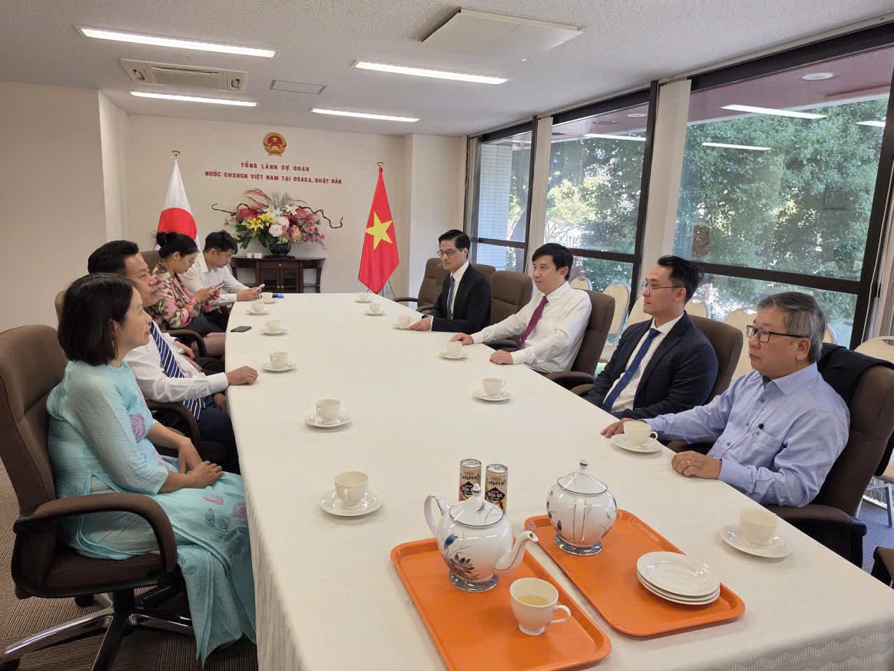 ĐẠI HỌC CÔNG NGHỆ ĐÔNG Á THAM DỰ GẶP MẶT THANH NIÊN, SINH VIÊN, TRÍ THỨC VIỆT NAM TIÊU BIỂU TẠI OSAKA, NHẬT BẢN